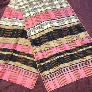 Fabulous large vintage Echo scarf plaid design
